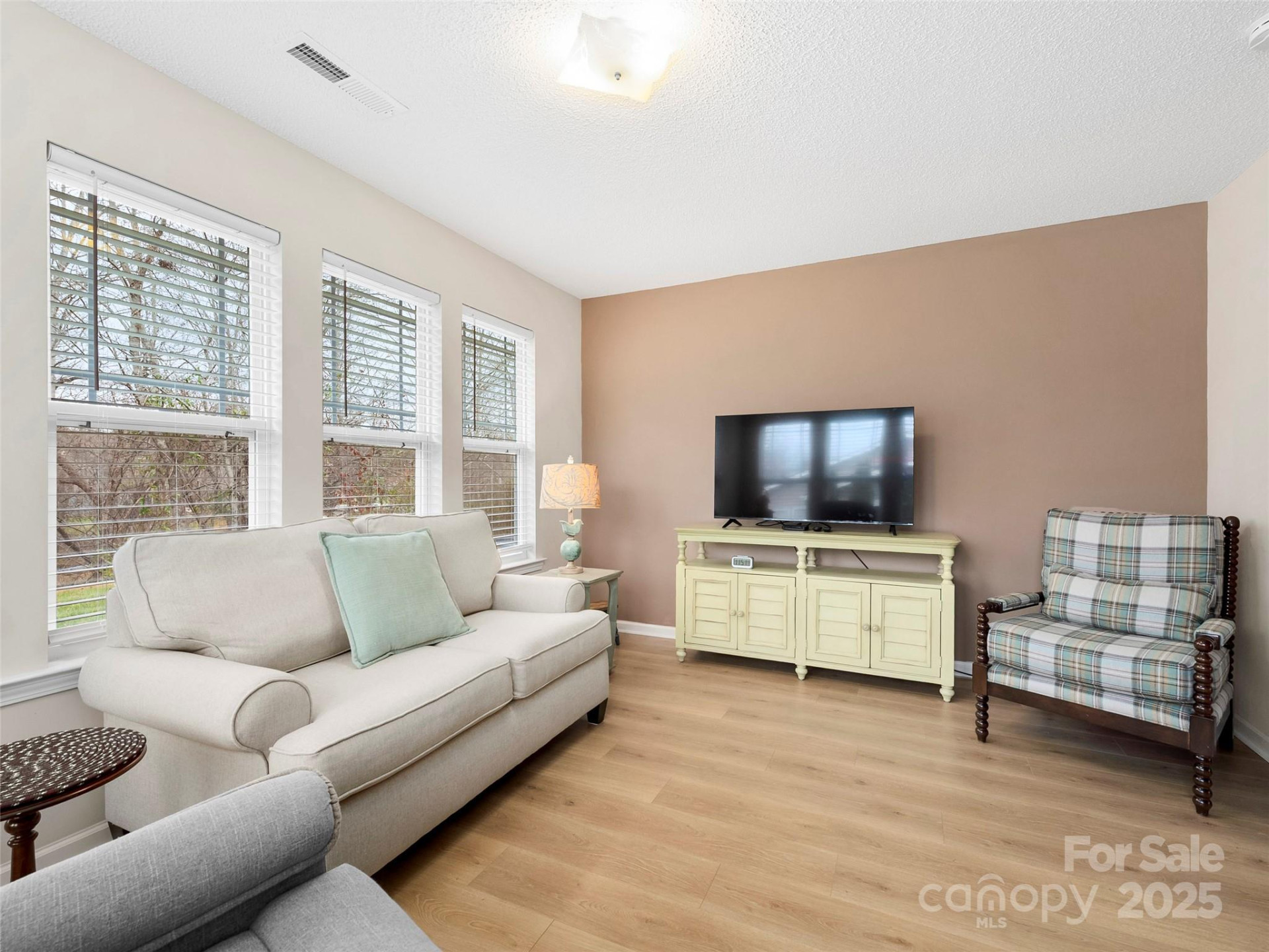 3901 Wood Duck Way - Photo 7