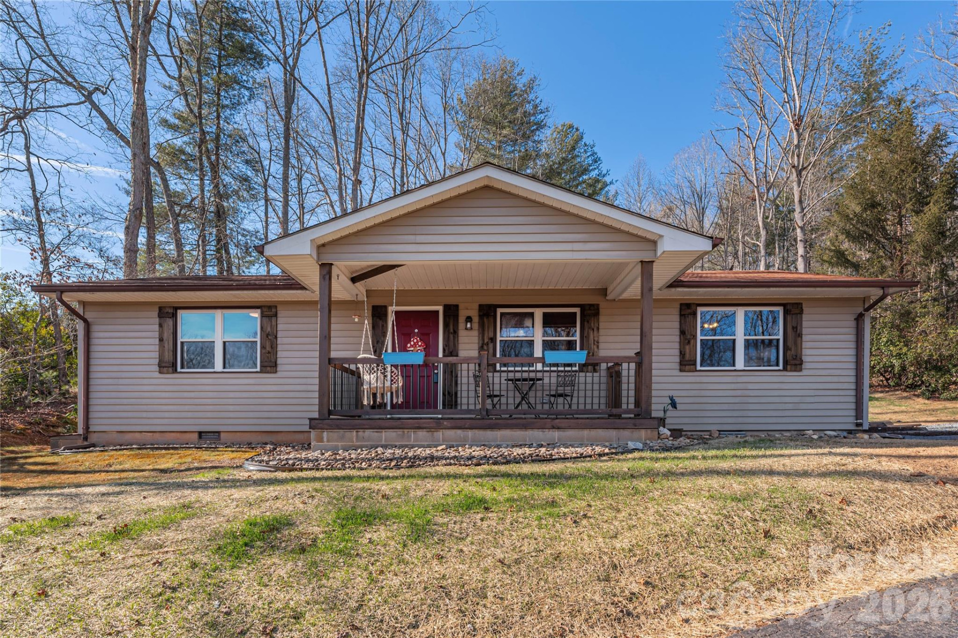 2746 Turnpike Road - Photo 2