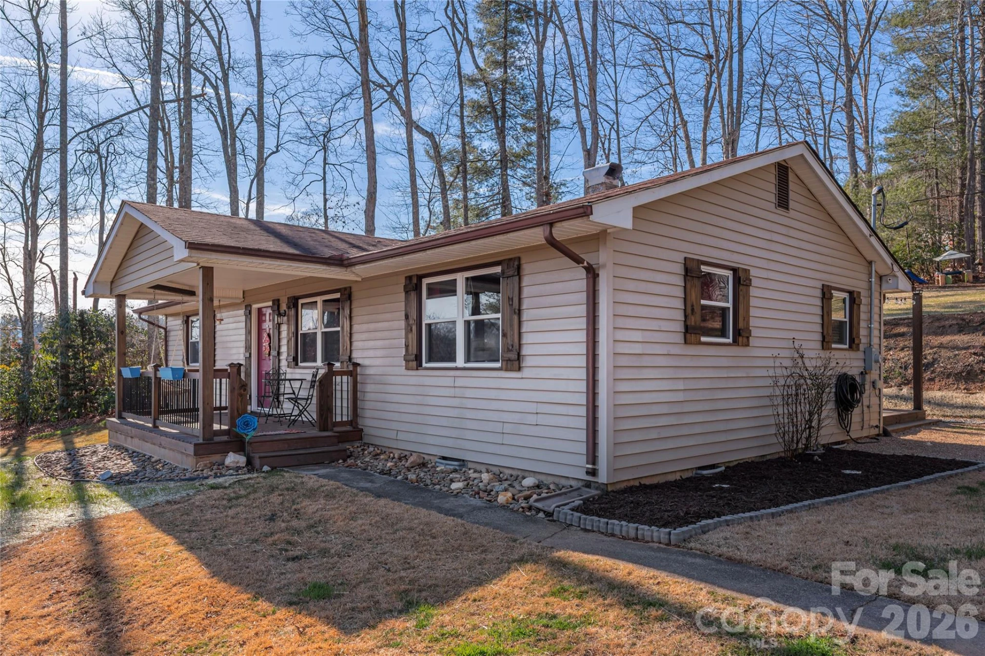 2746 Turnpike Road - Photo 3