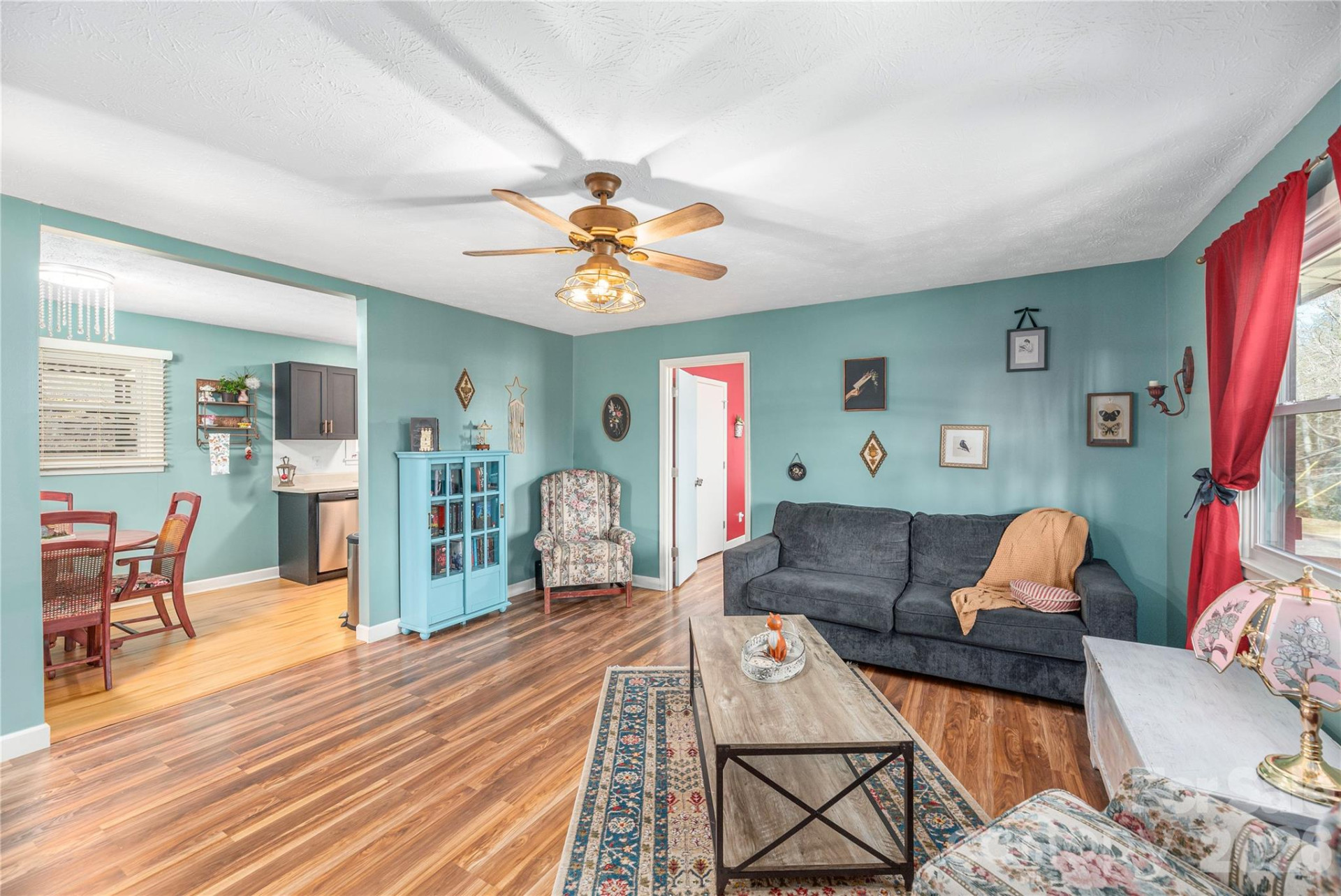 2746 Turnpike Road - Photo 6