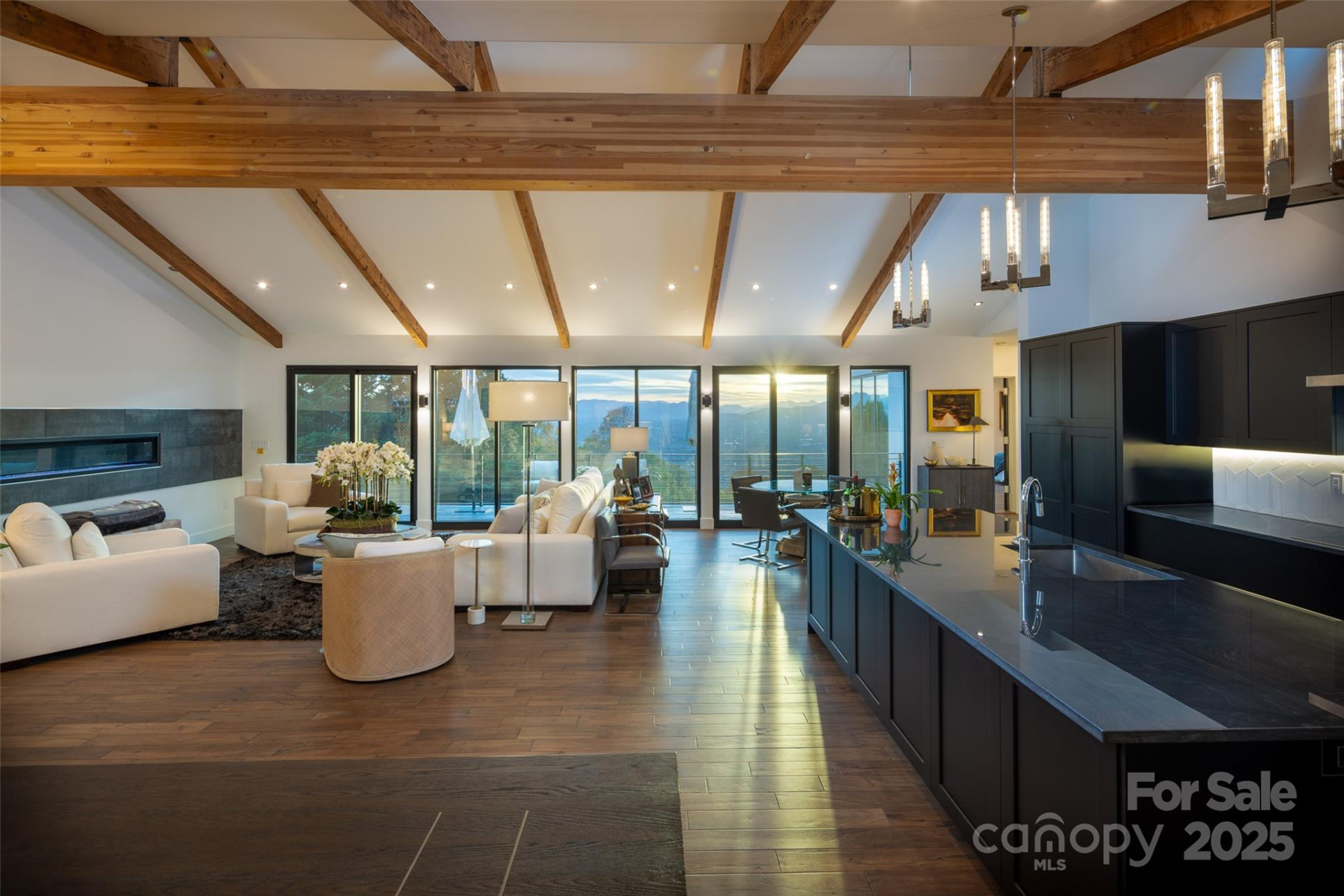 12 Sunset Summit - Photo 16