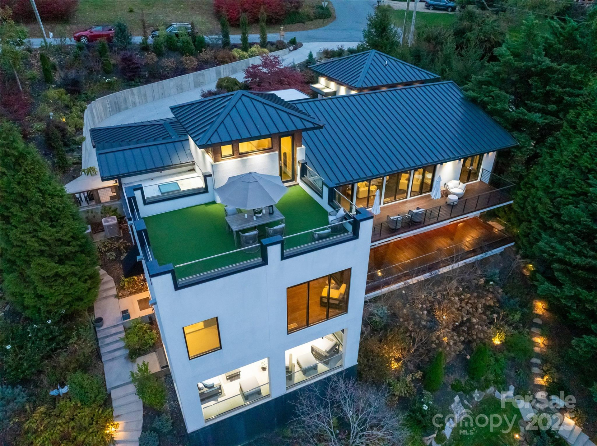 12 Sunset Summit - Photo 3