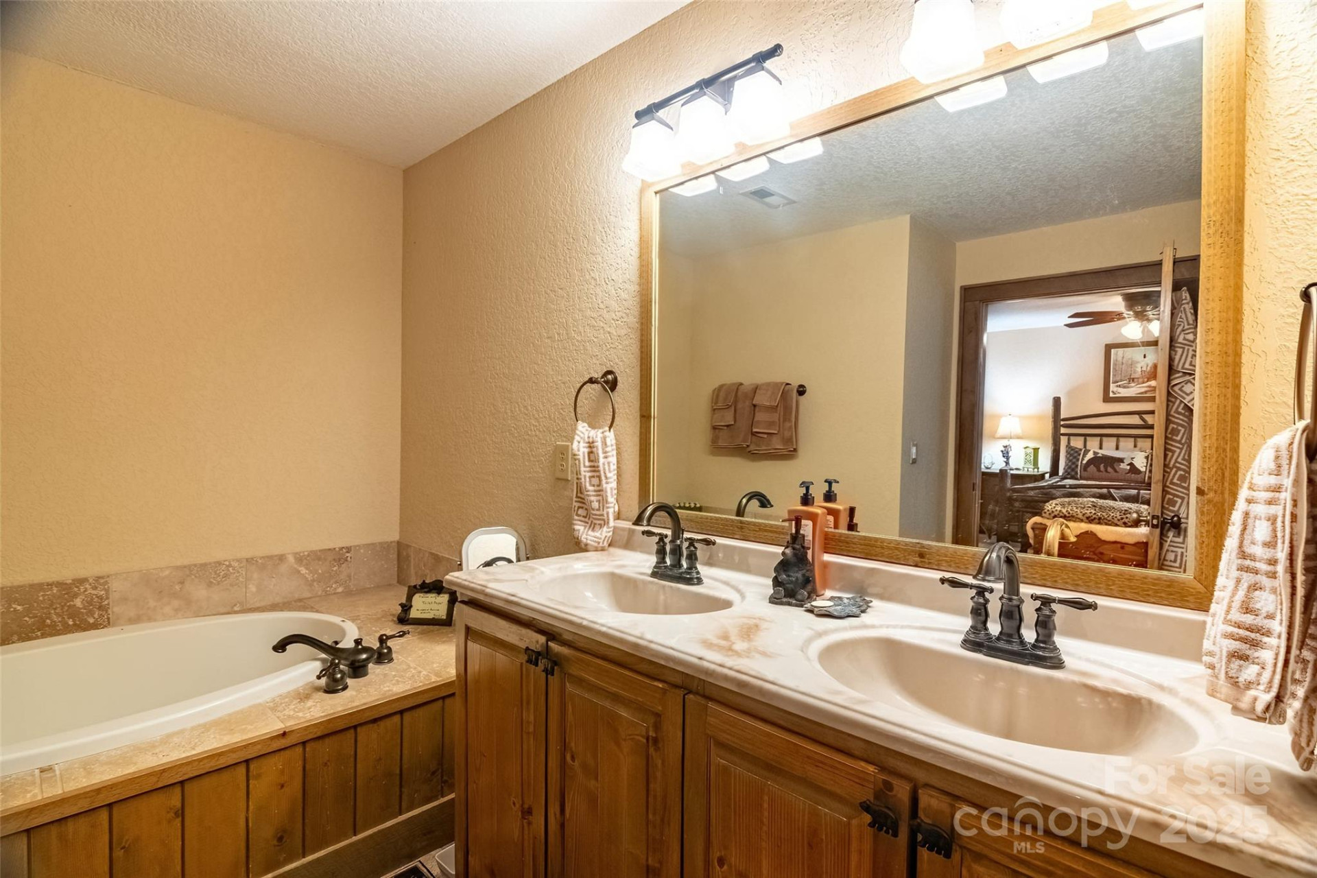 620 Sapphire Valley Road - Photo 21