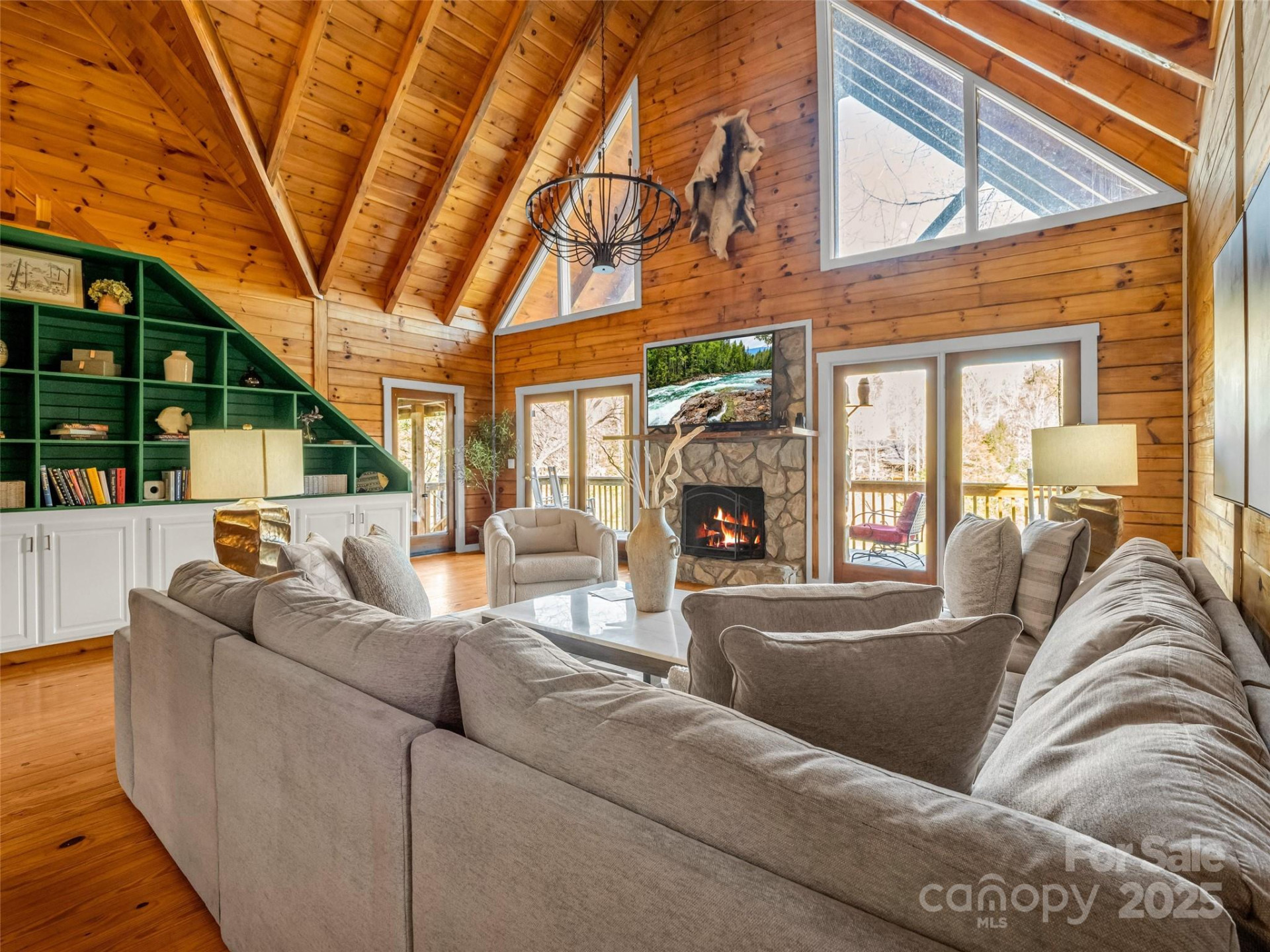 446 Rainbow Circle - Photo 16