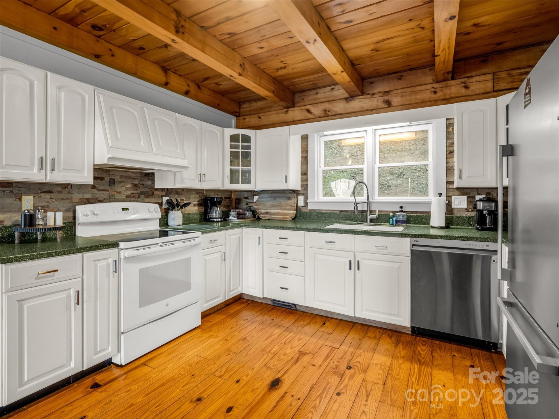 446 Rainbow Circle - Photo 19