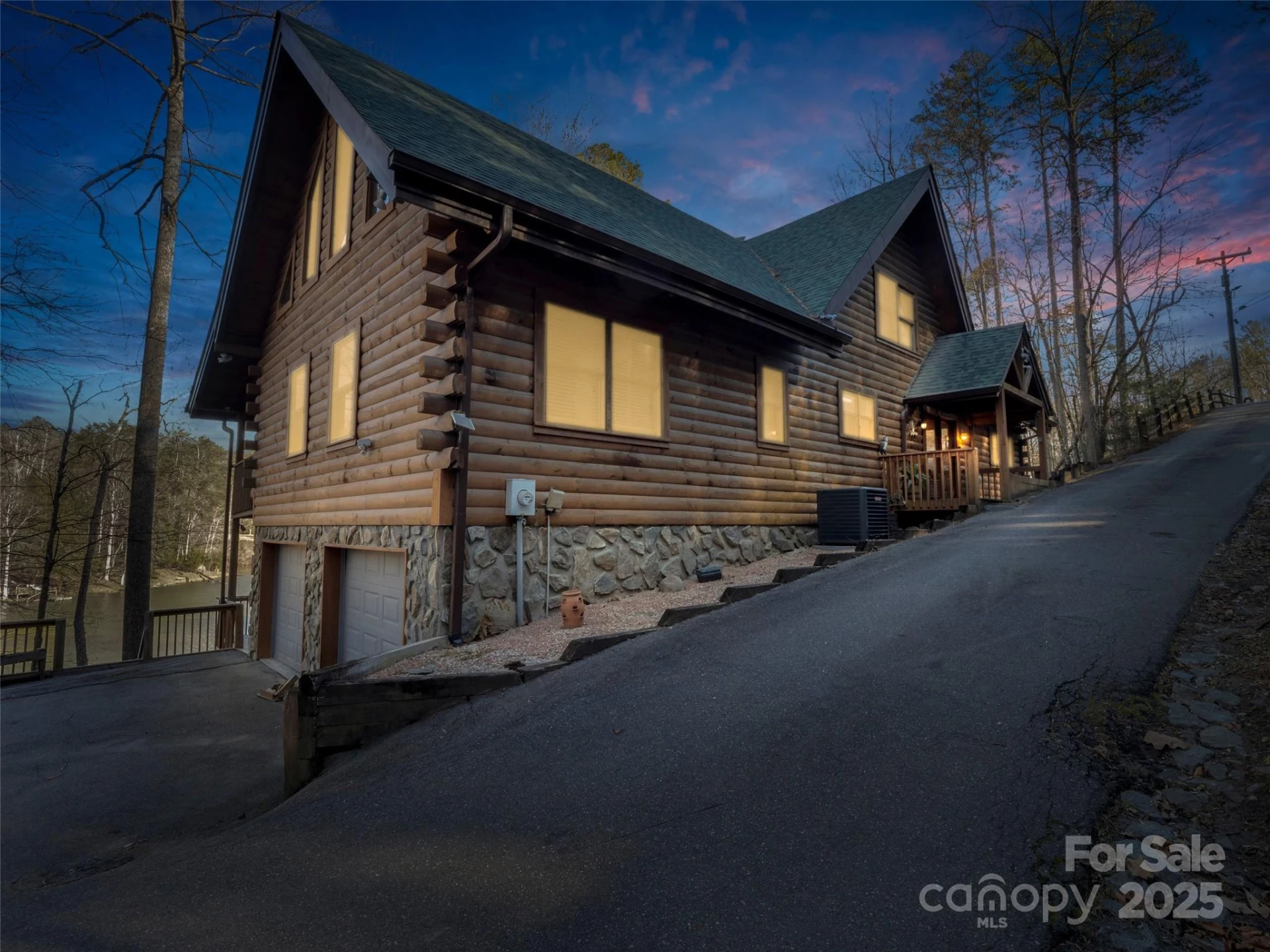 446 Rainbow Circle - Photo 3