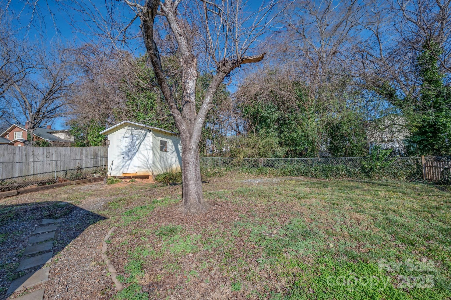 205 Bentwood Drive - Photo 32