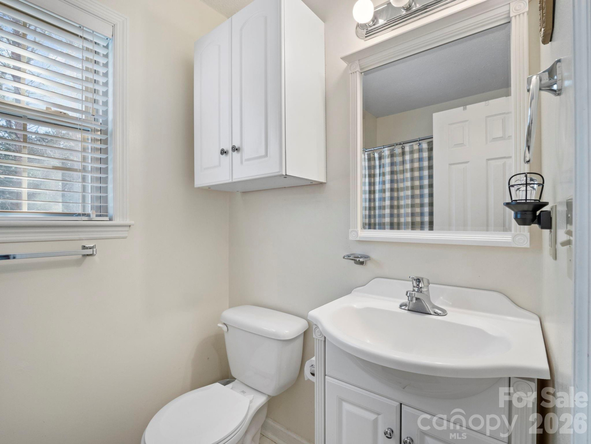 137 Weaver Court - Photo 20