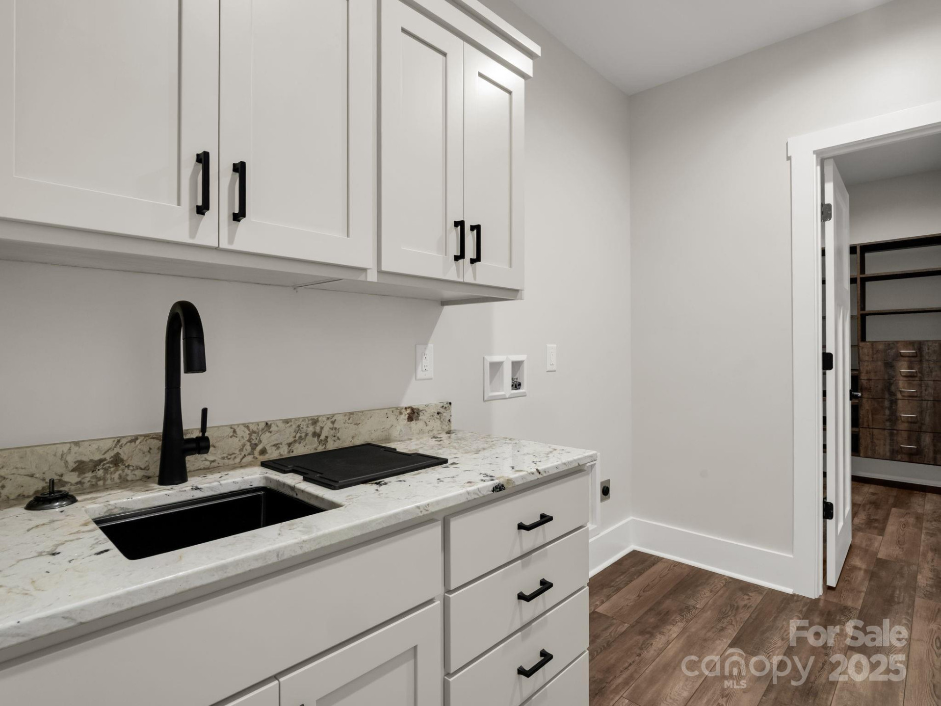 331 Chisholm Trail - Photo 18