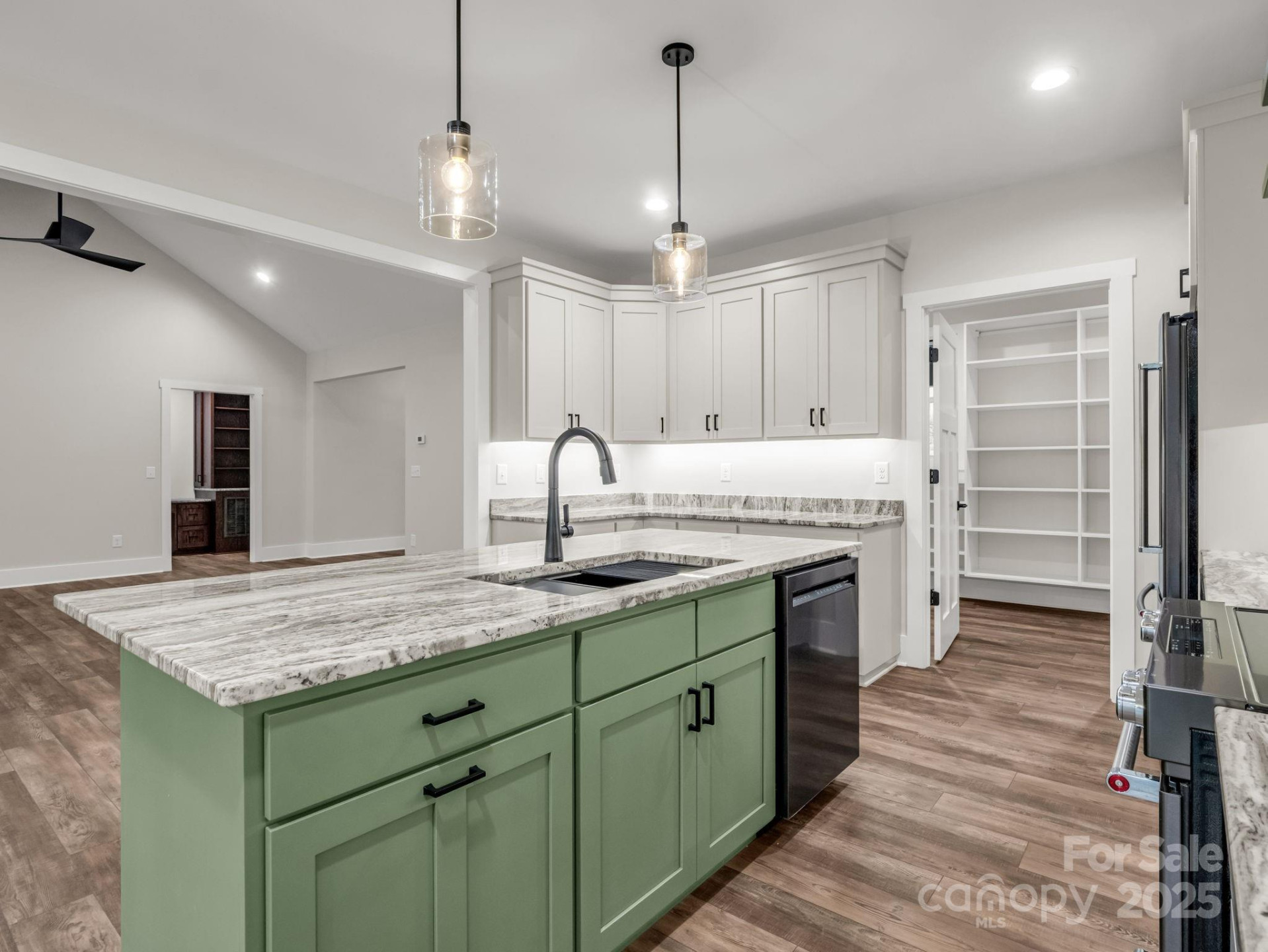 331 Chisholm Trail - Photo 10