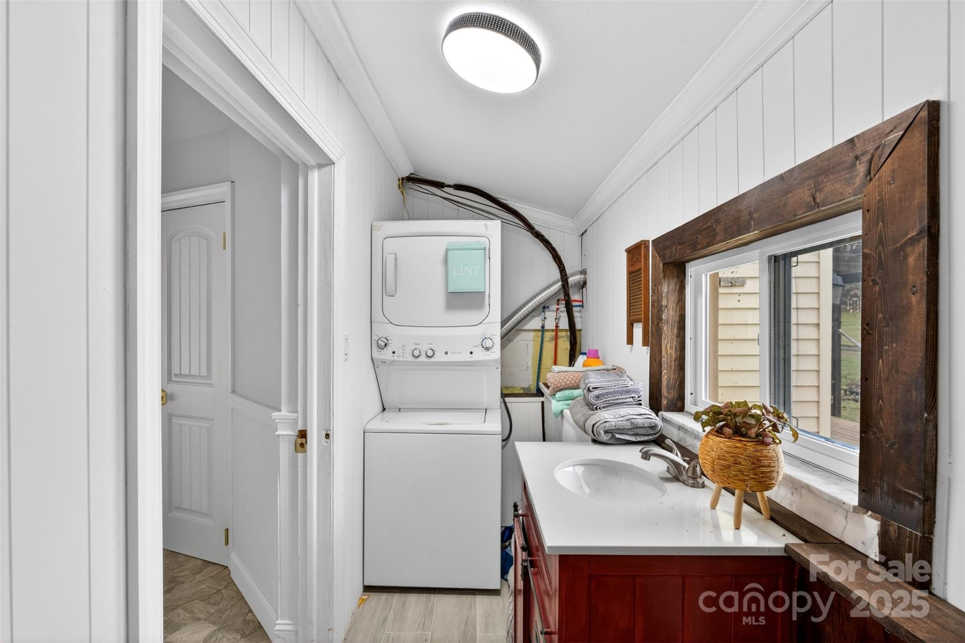 1183 Sandy Plains Road - Photo 8