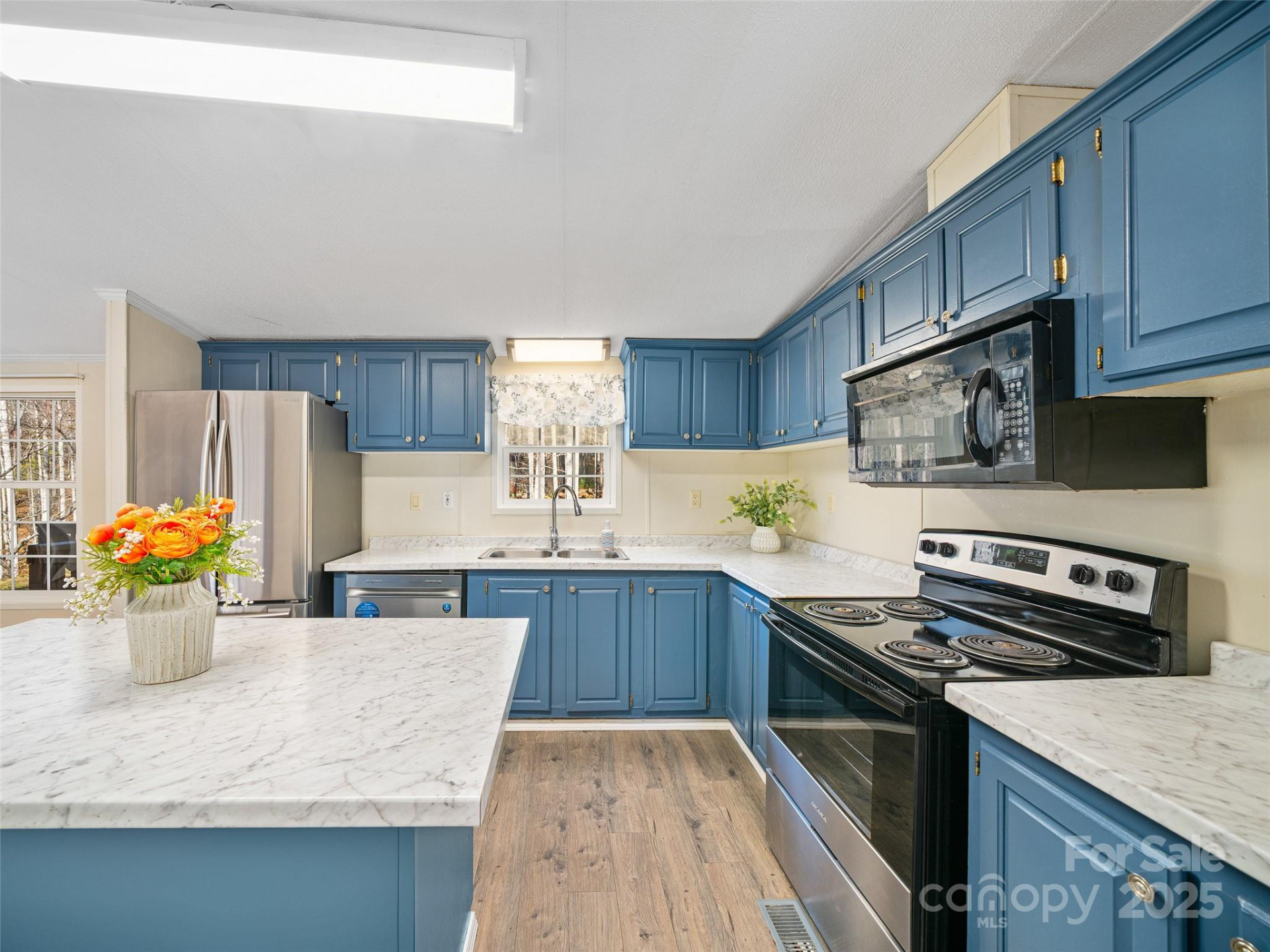 105 Satinwood Drive - Photo 5