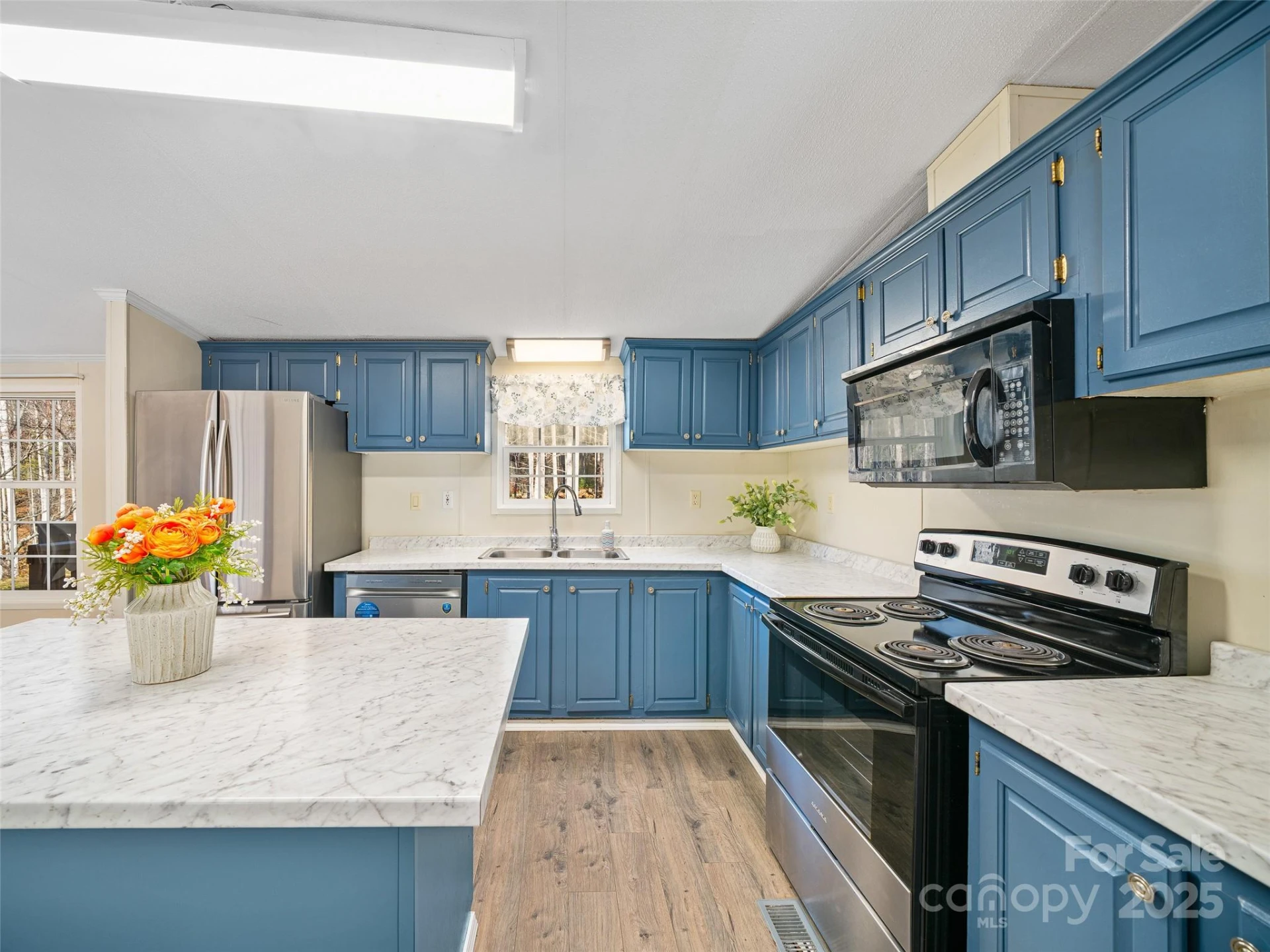 105 Satinwood Drive - Photo 5