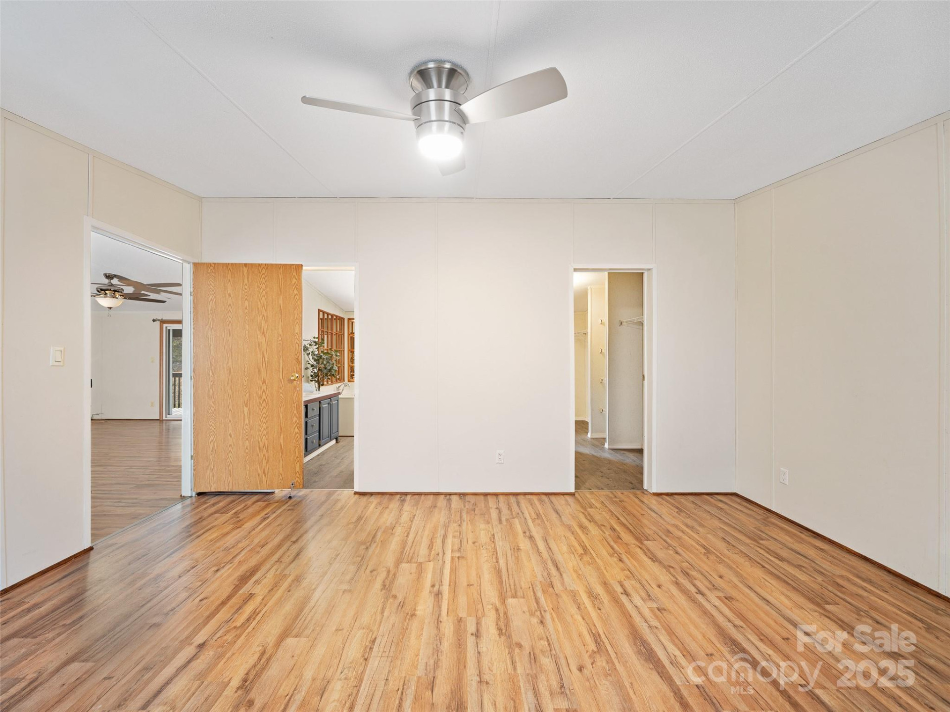 105 Satinwood Drive - Photo 7