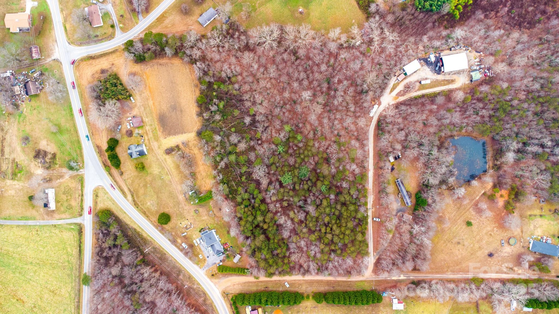 5264 Matthews Pond Road - Photo 2