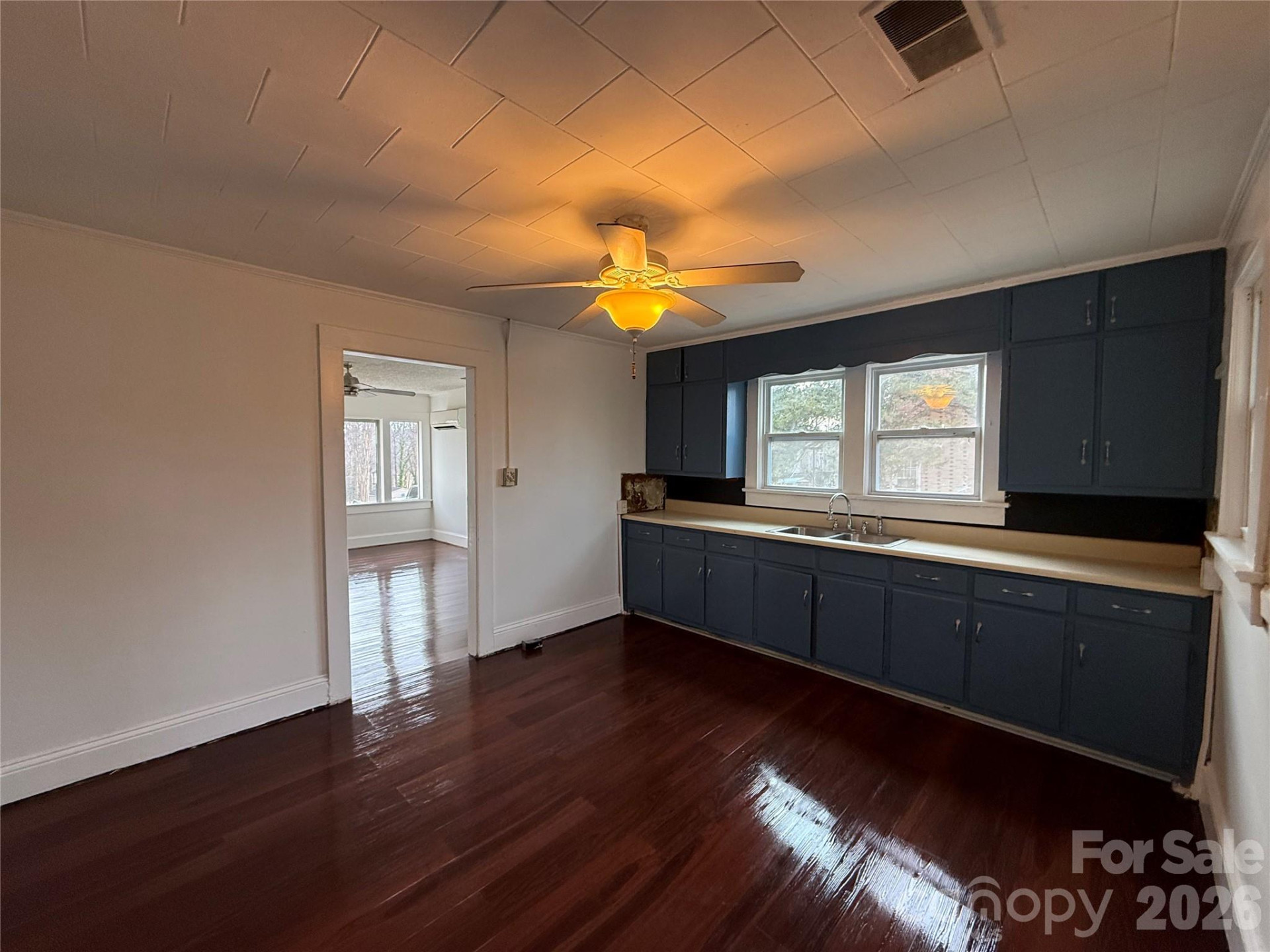 712 Griffin Avenue - Photo 11
