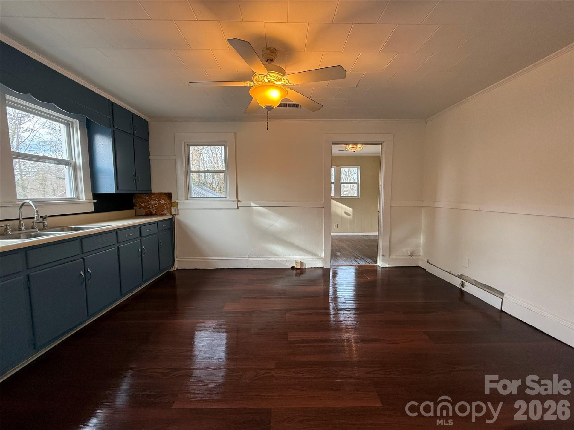 712 Griffin Avenue - Photo 12