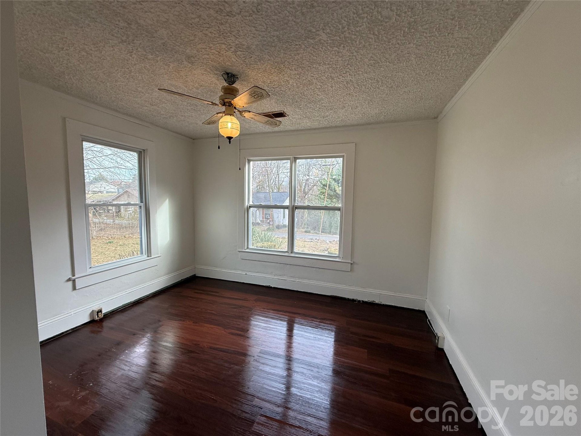 712 Griffin Avenue - Photo 16