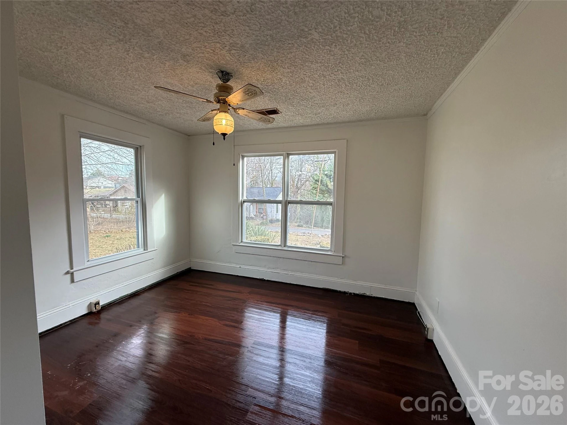 712 Griffin Avenue - Photo 16