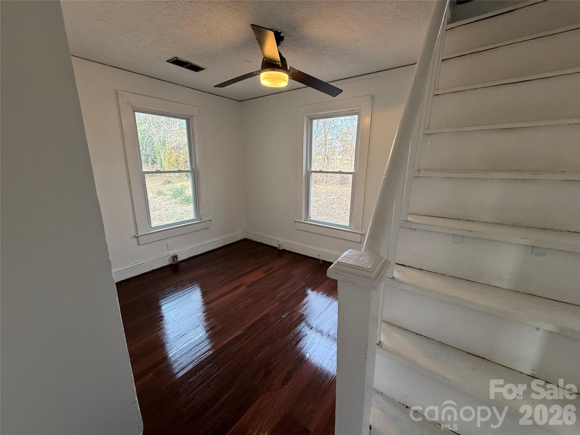 712 Griffin Avenue - Photo 21