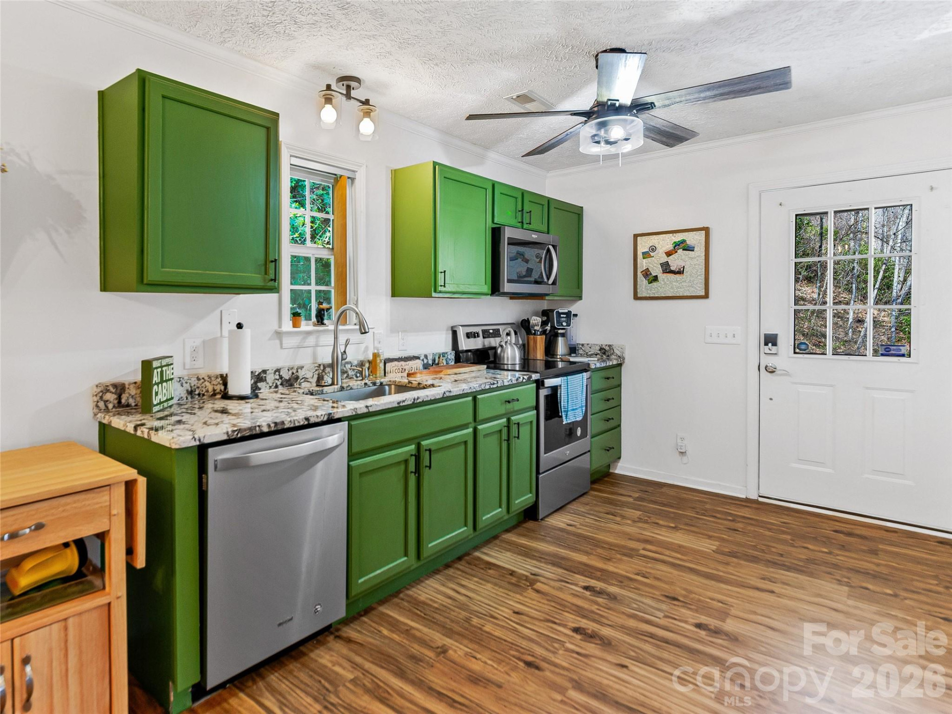 860 Creekside Drive - Photo 13