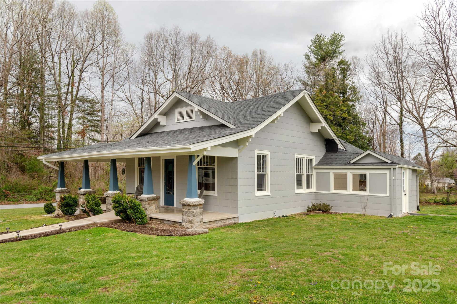 506 Blue Ridge Road - Photo 2