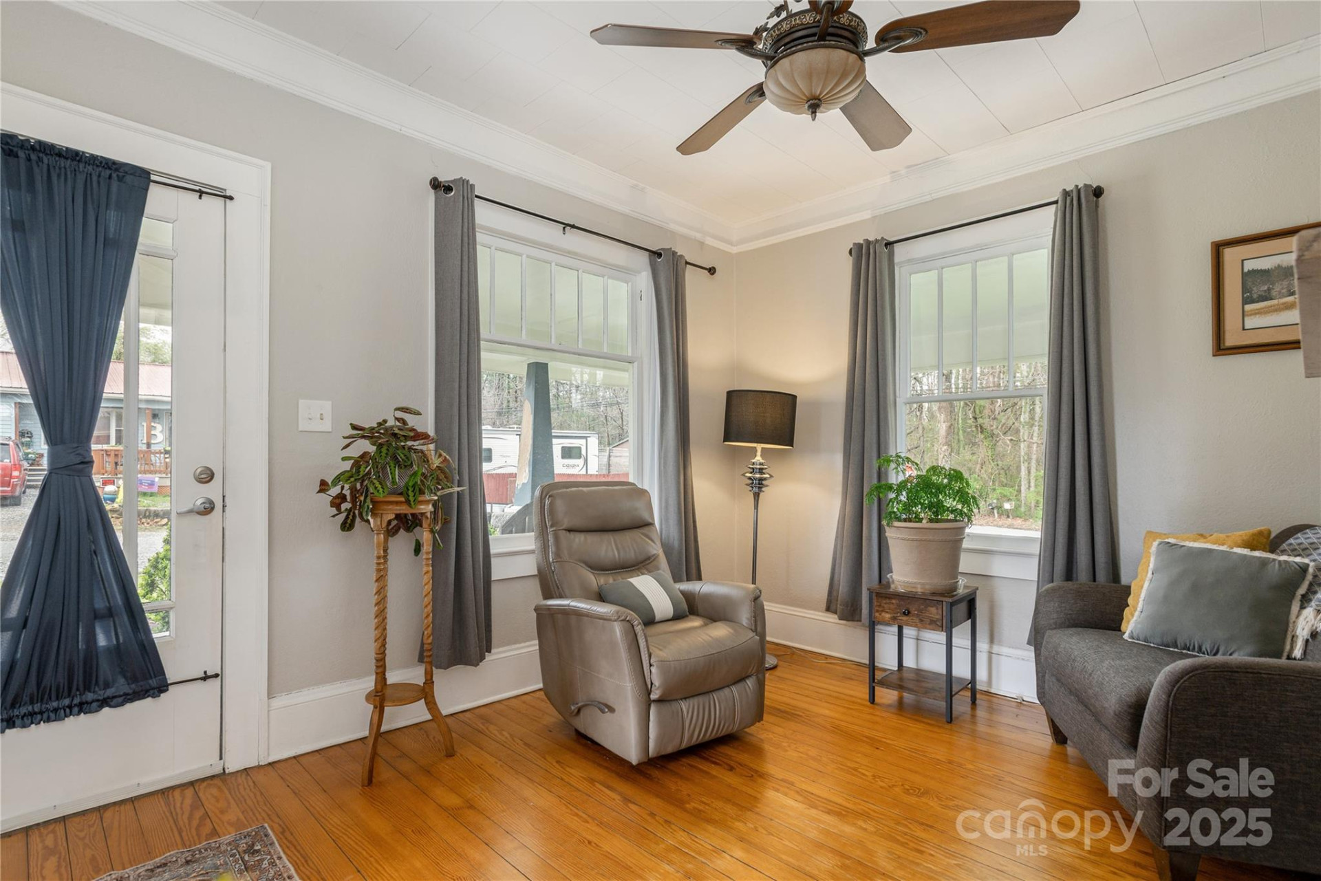 506 Blue Ridge Road - Photo 5