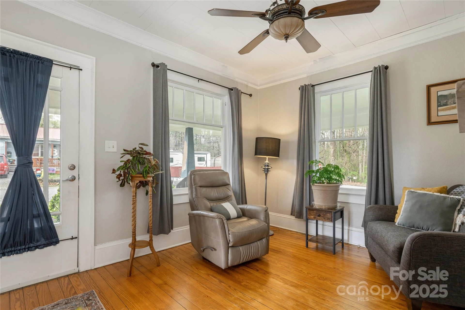 506 Blue Ridge Road - Photo 5