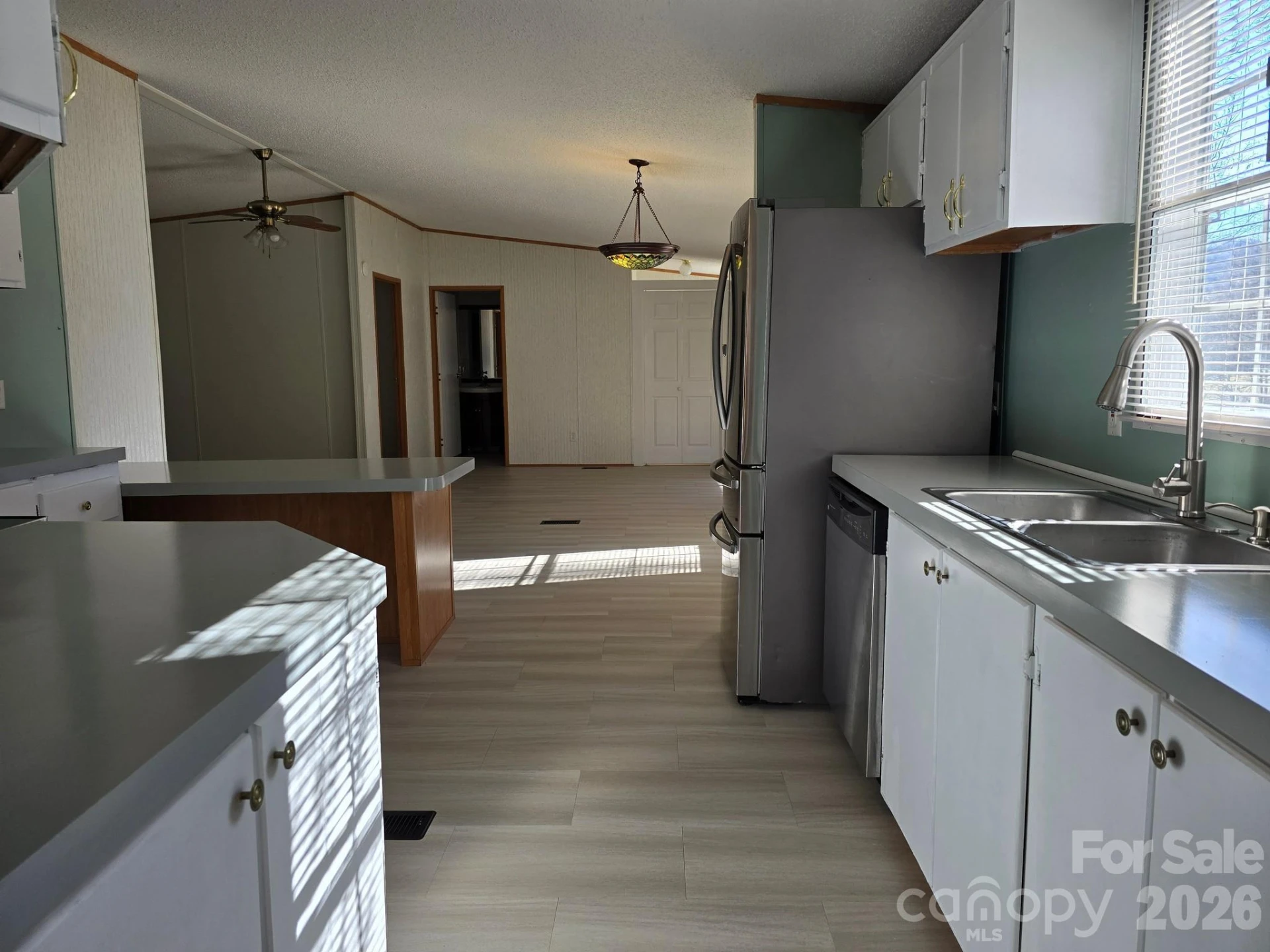 129 Oak Trails Pass - Photo 14
