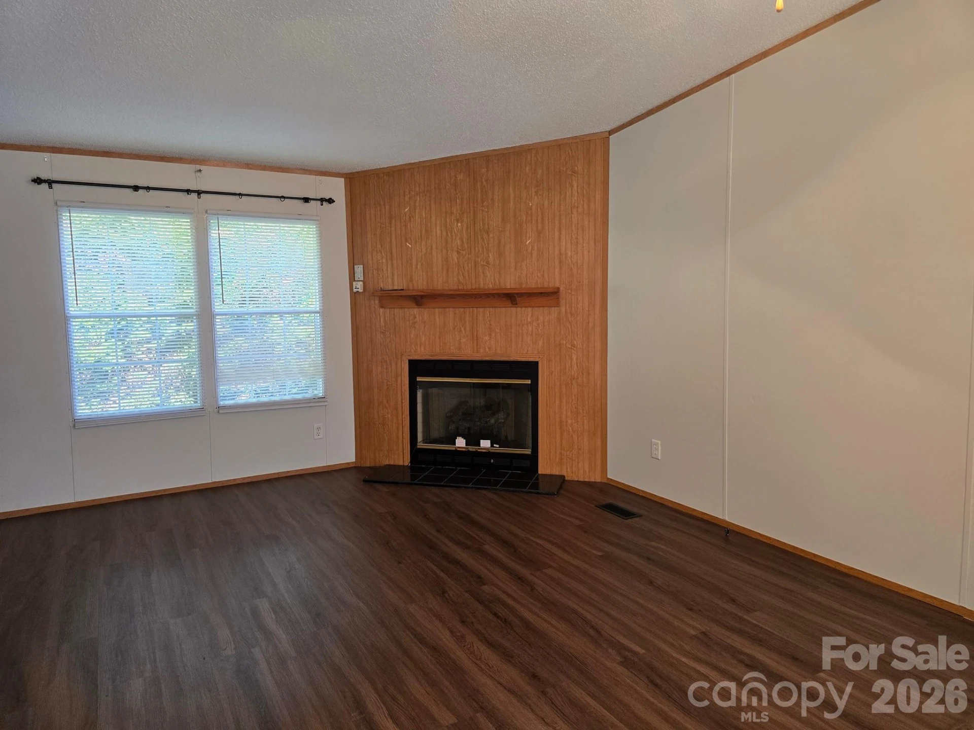129 Oak Trails Pass - Photo 35
