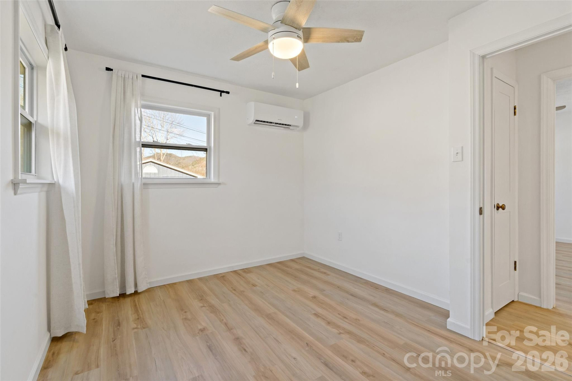 29 Alexander Street - Photo 28