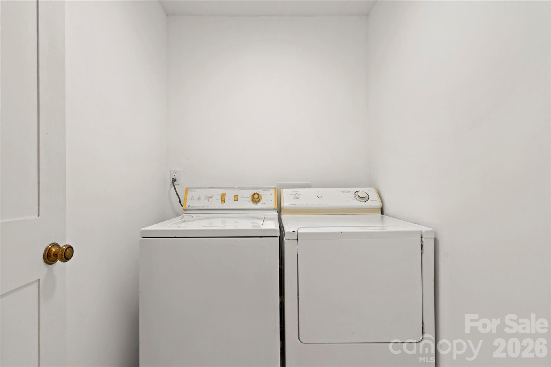 29 Alexander Street - Photo 31