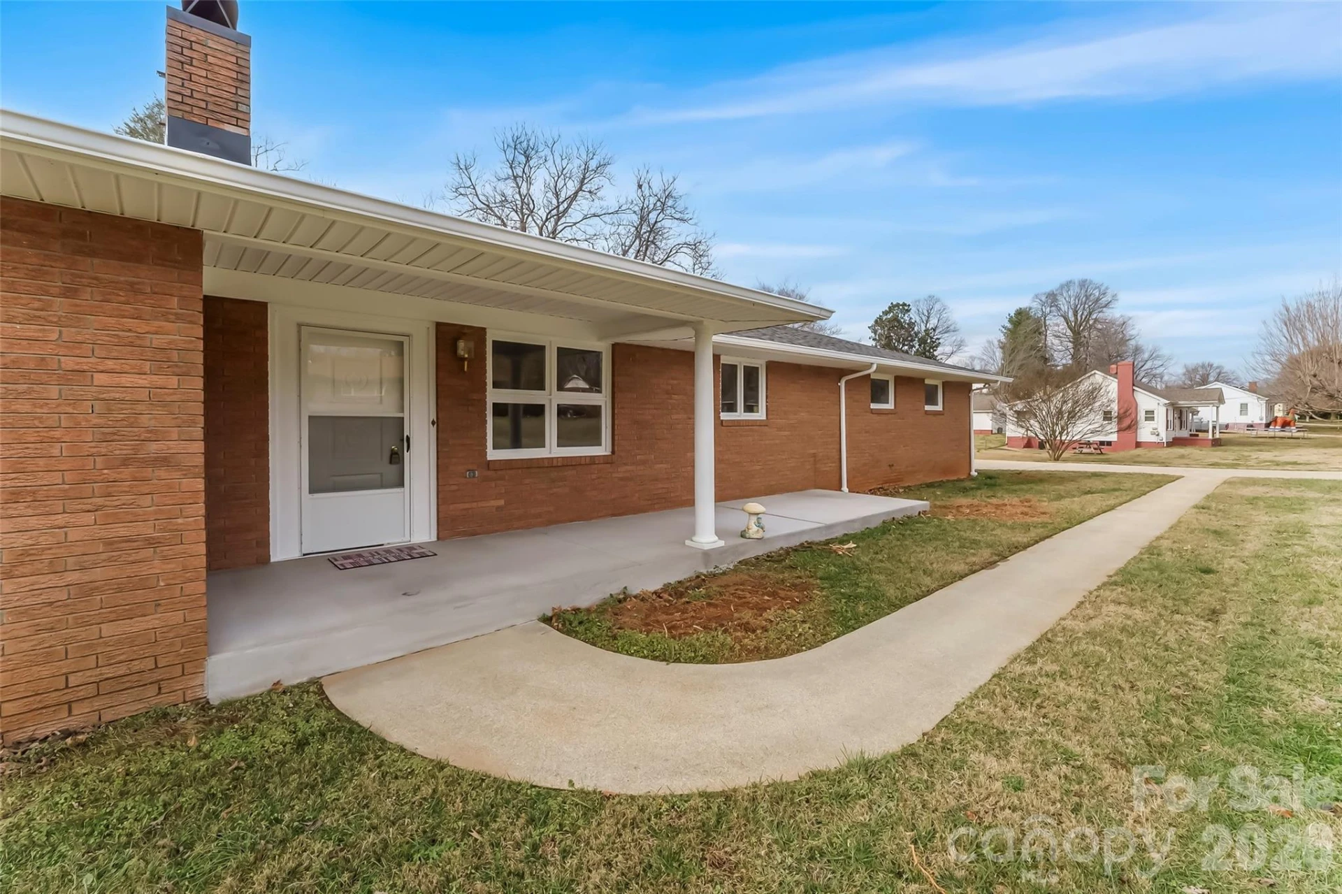 212 Shuping Street - Photo 3