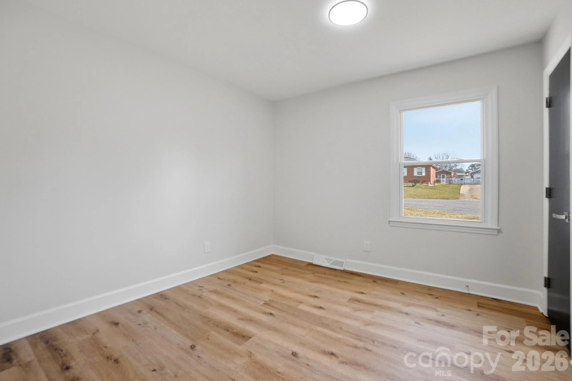 311 Red Roan Place - Photo 29