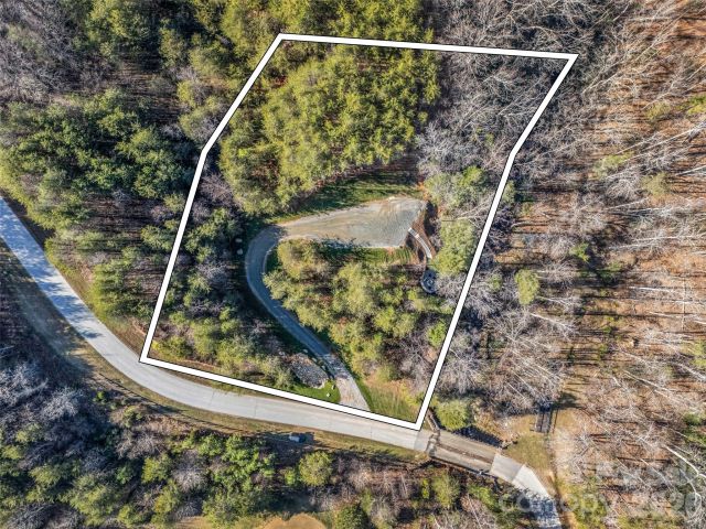 61 Deep Gap Farm Road, Mill Spring, NC, 28756