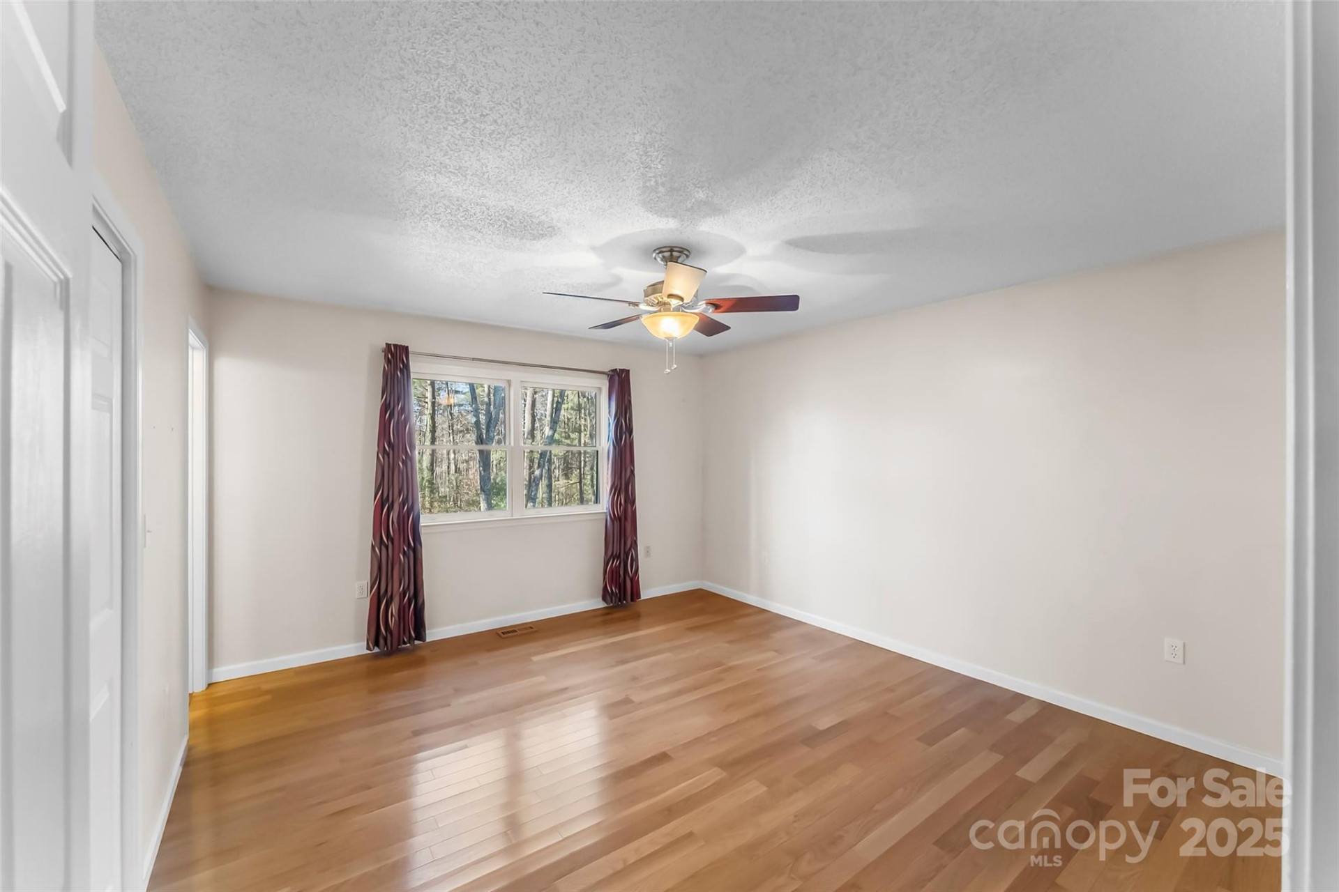 33 Ashwood Drive - Photo 12