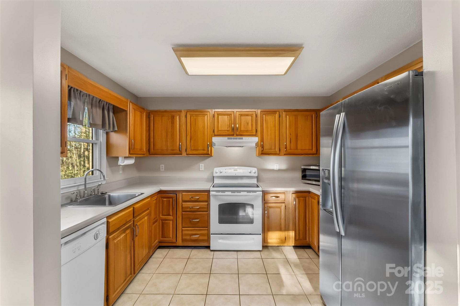 33 Ashwood Drive - Photo 9
