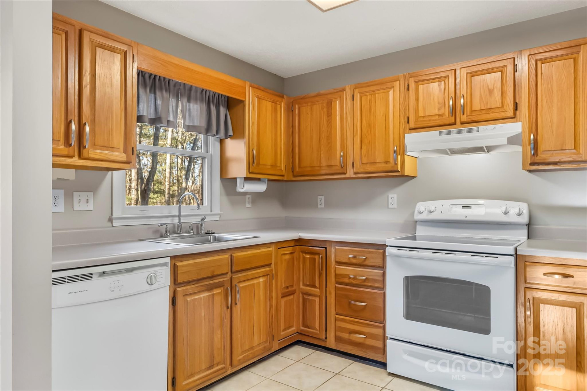 33 Ashwood Drive - Photo 10