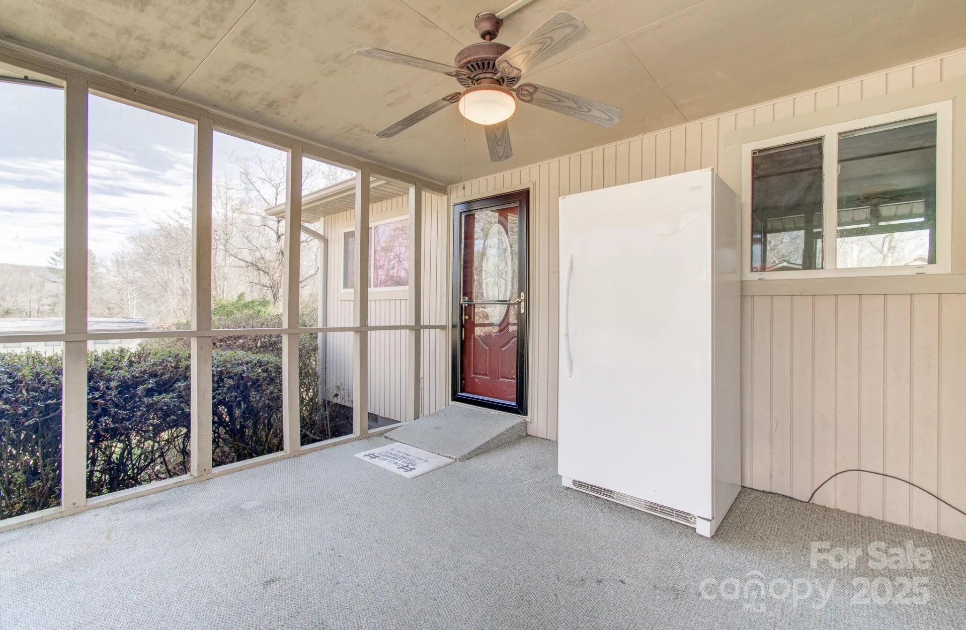 125 Freedom Road - Photo 3