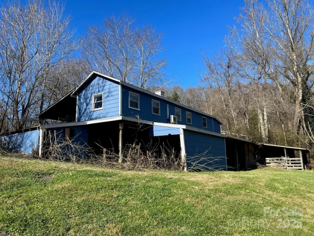 9 Riddle Road