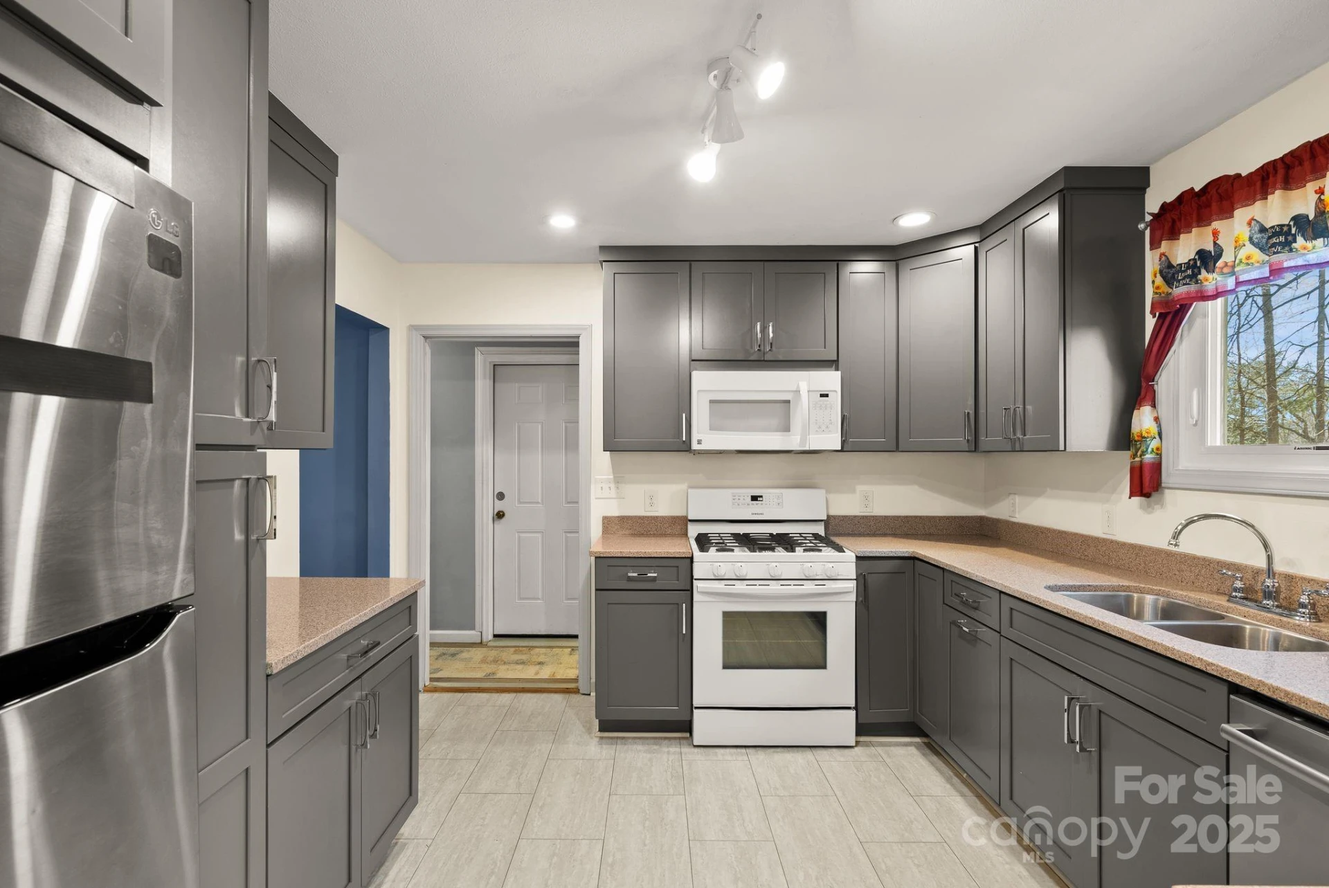 23 Ballantree Drive - Photo 11
