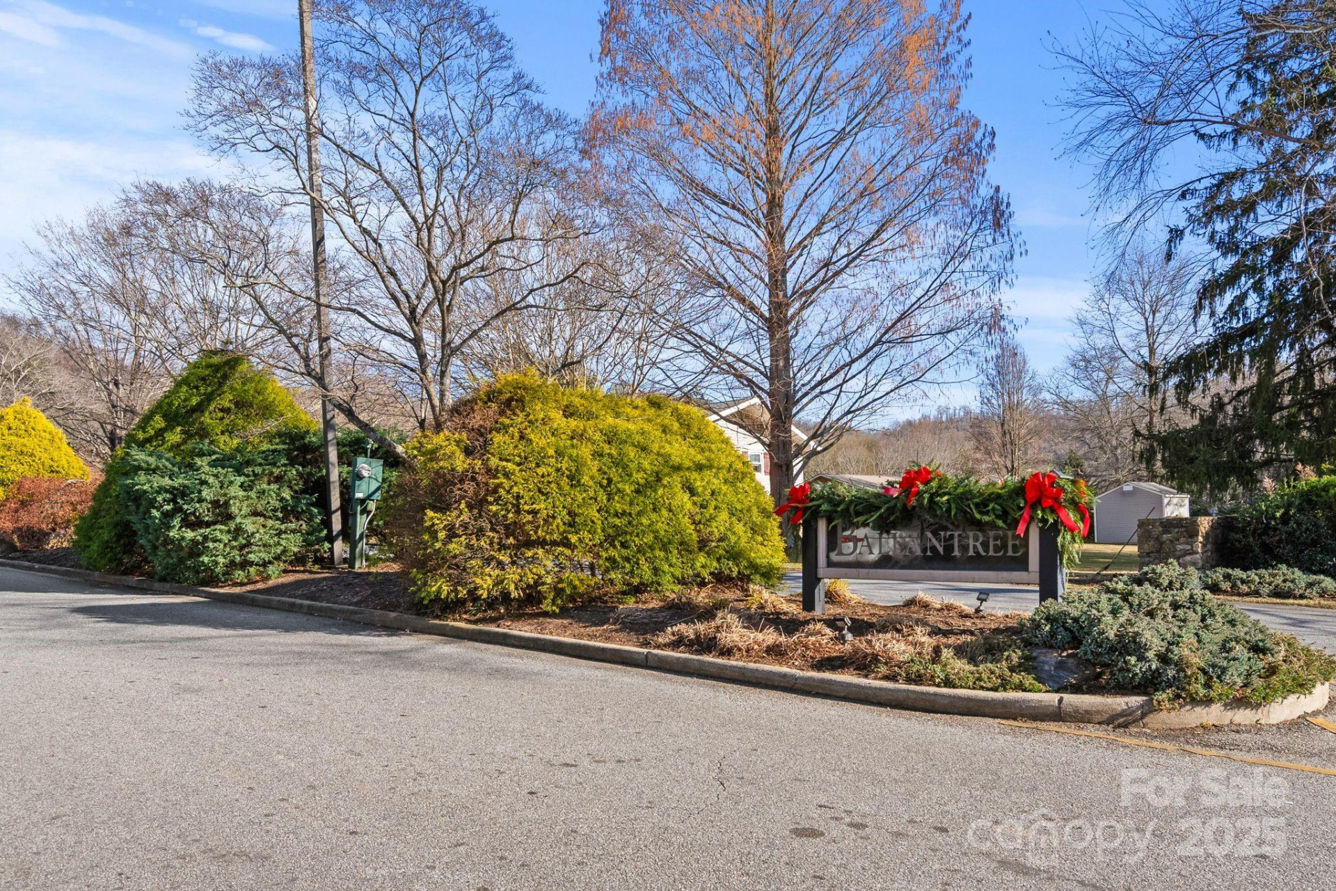 23 Ballantree Drive - Photo 43