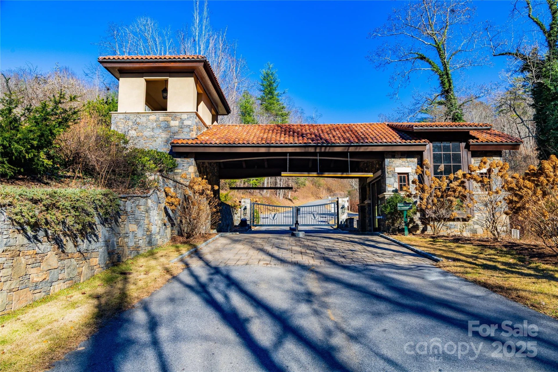 56 Finch Drive - Photo 2