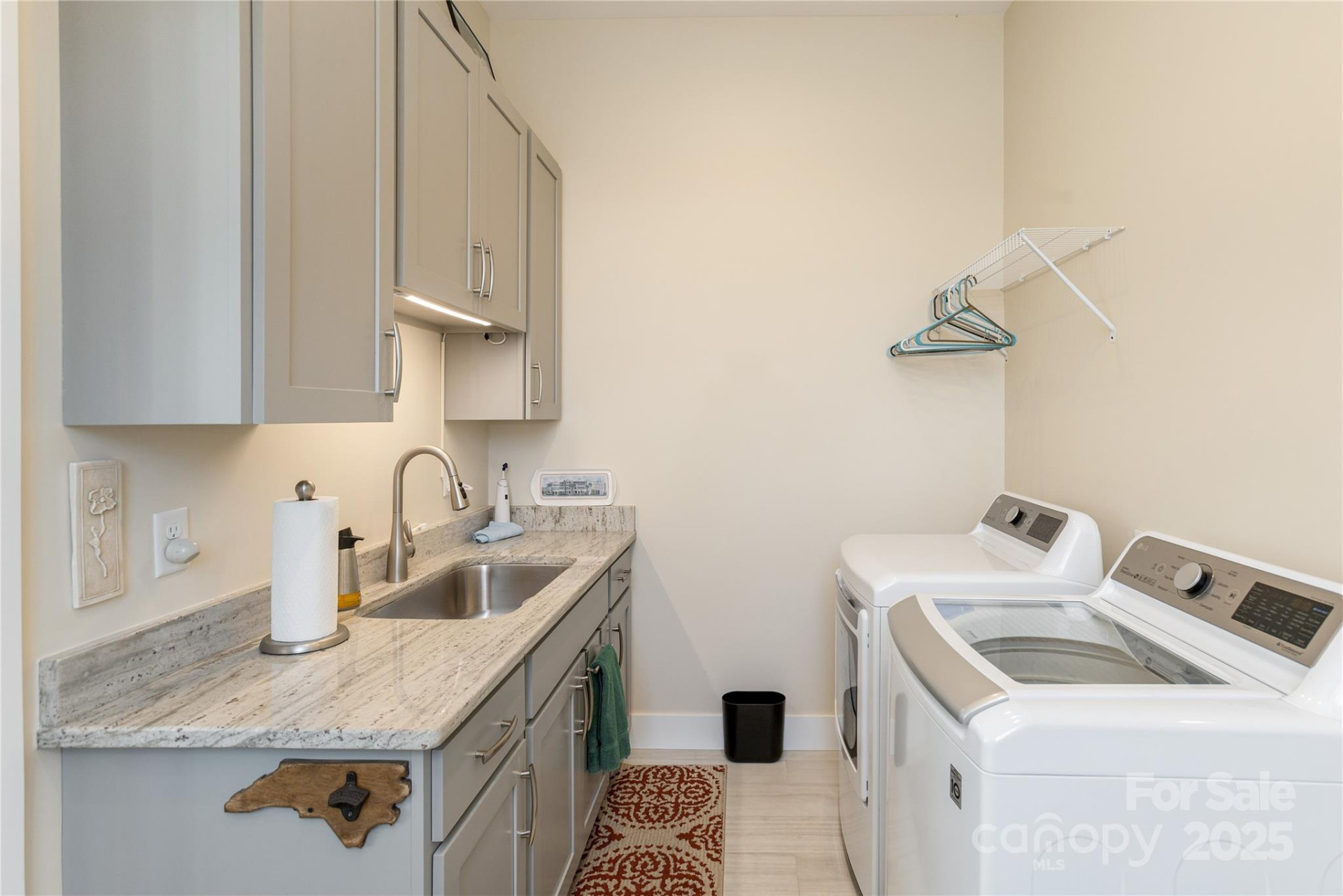 69 Pepperbush Road - Photo 15