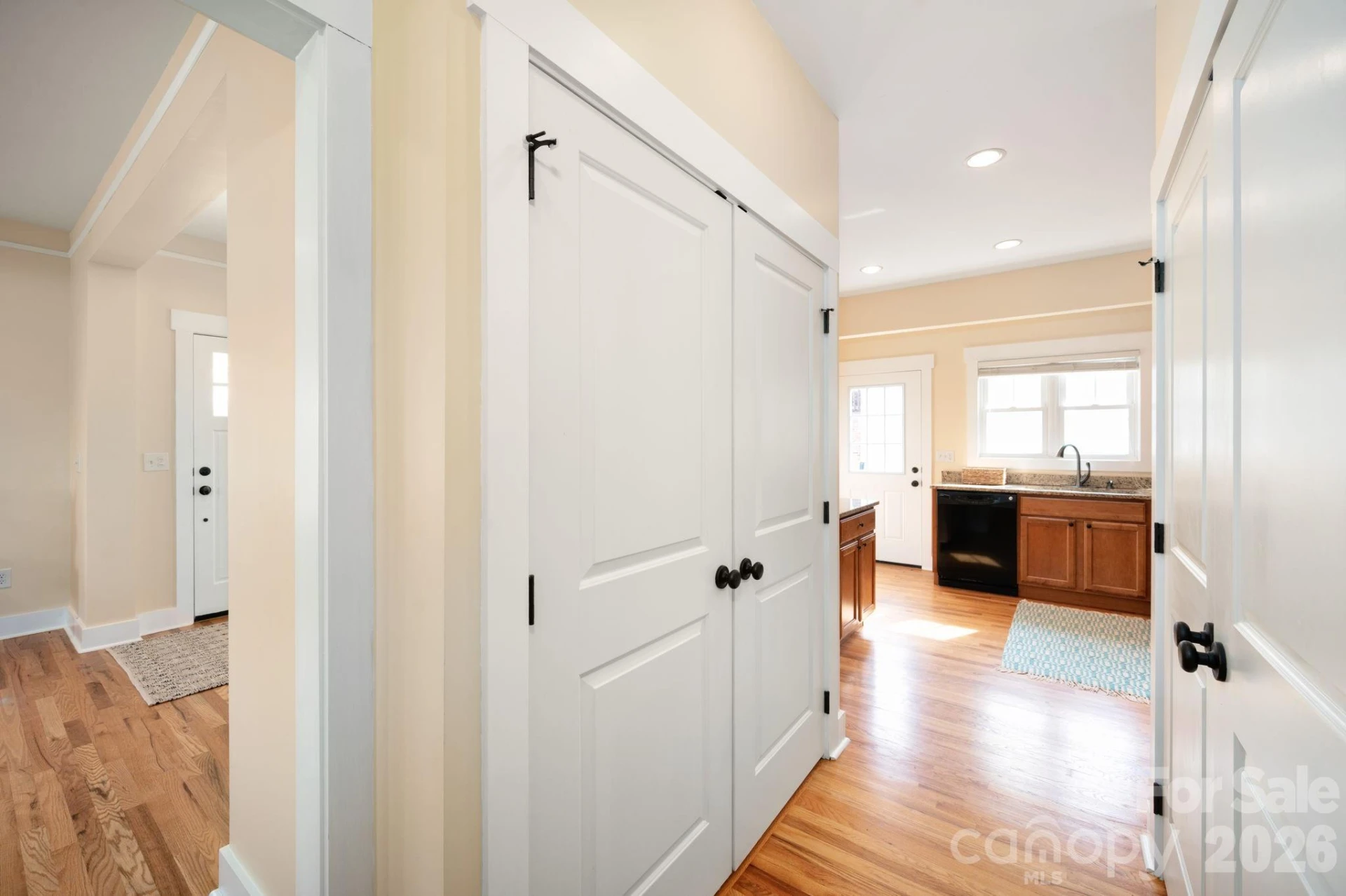 104 Estelle Park Drive - Photo 9