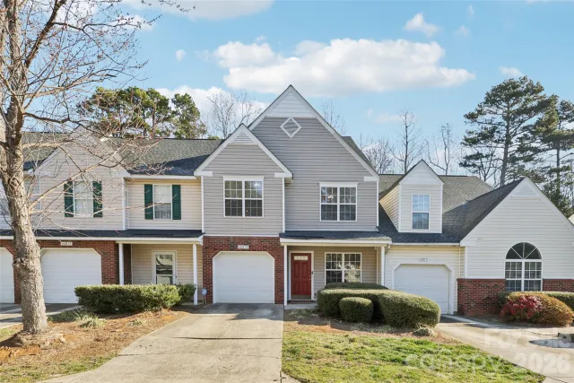 10213 University Park Lane