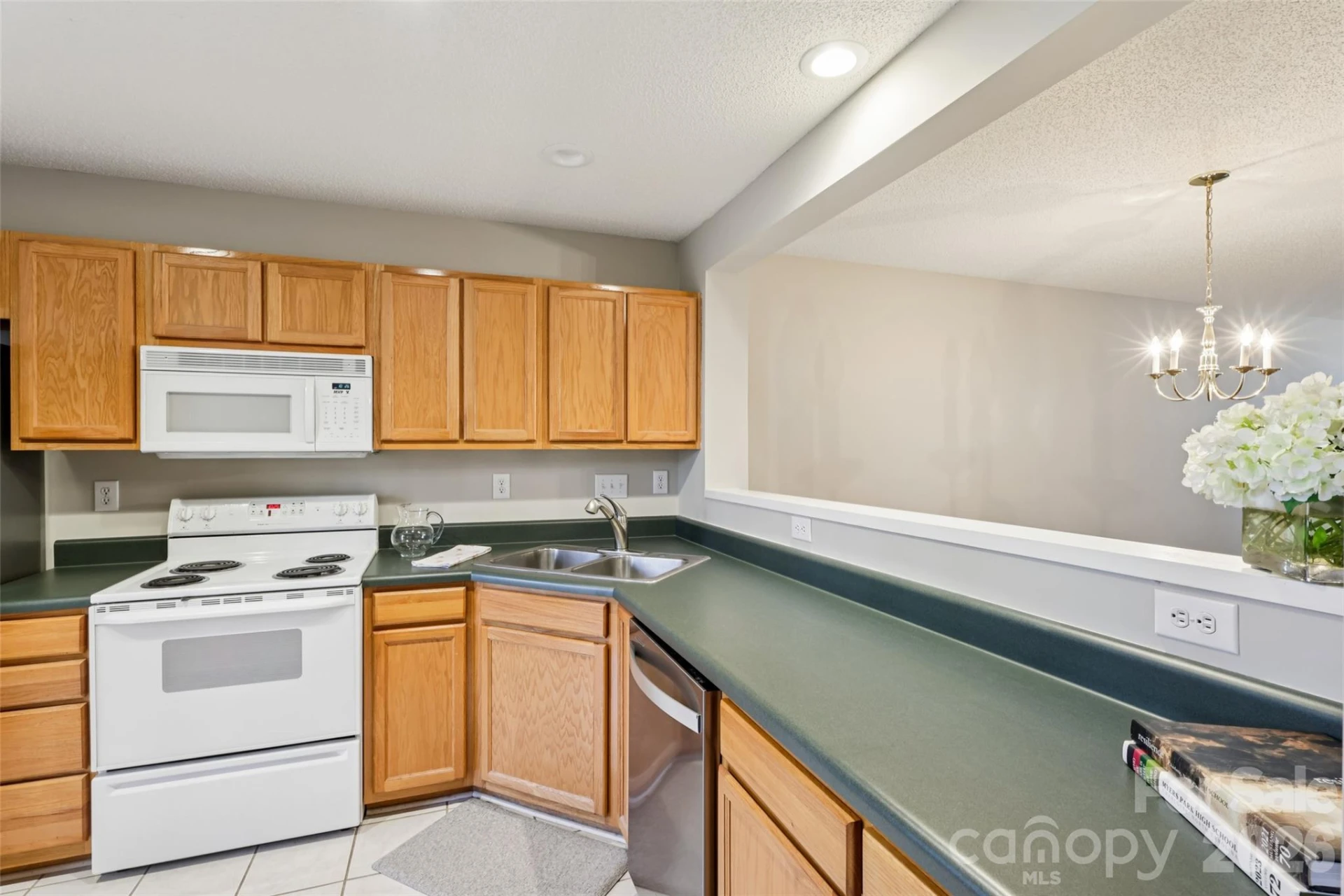 10213 University Park Lane - Photo 20