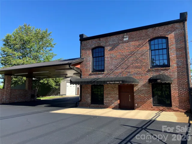 157 Main Street