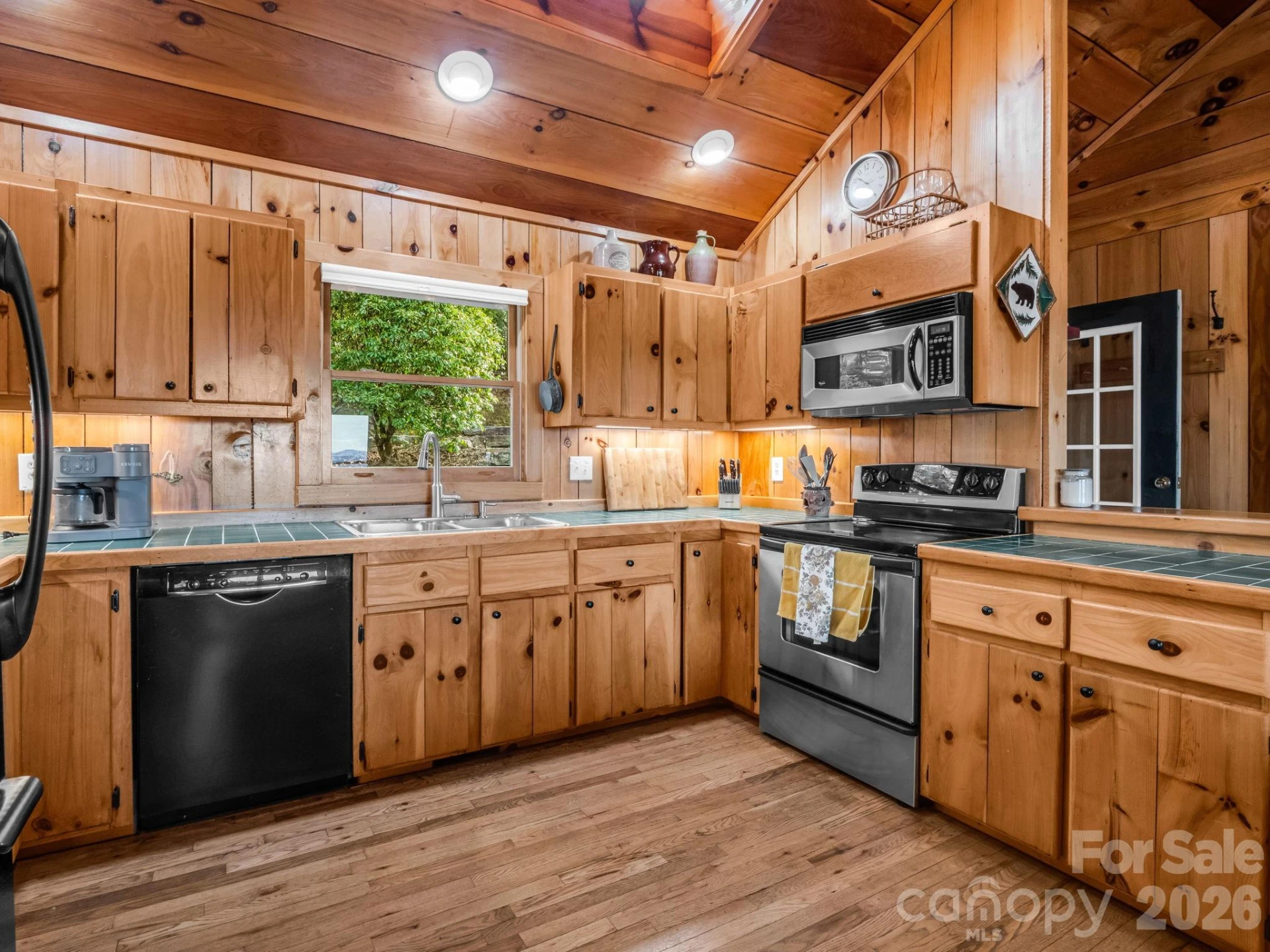 1692 Becky Mountain Road - Photo 16