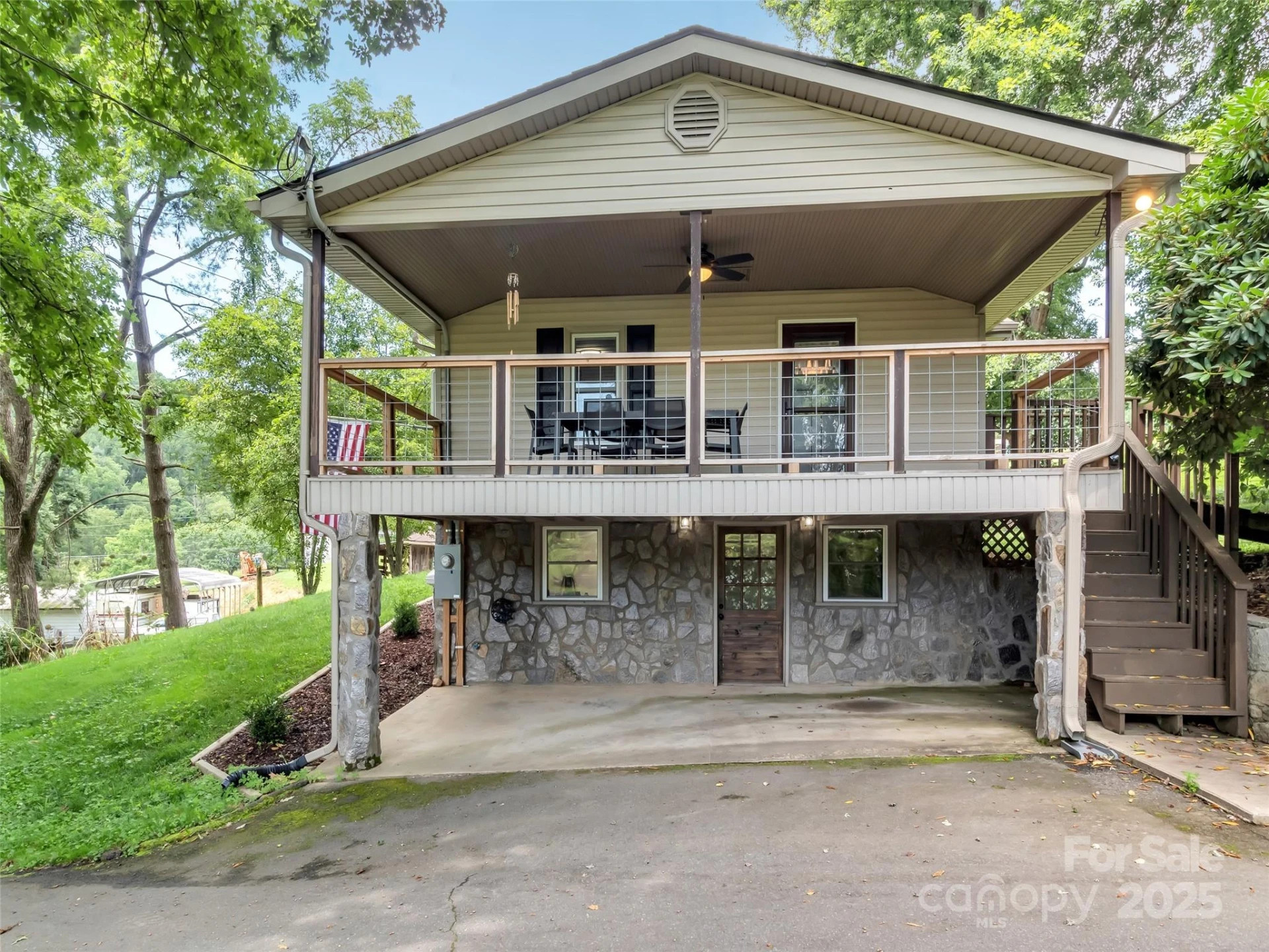340 Mauney Cove Road - Photo 2
